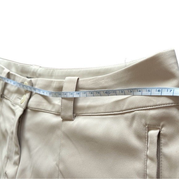 Nike Golf Women’s Shorts - Picture 7 of 8